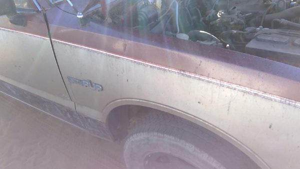 1981-1987 Isuzu Pup Pickup Passenger Right Front Fender Oem Red 94446989 — photo 5