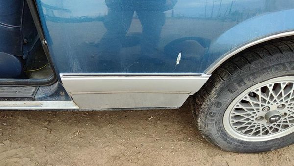88-91 Olds Cutlass Calais Driver Left Rear Moulding On Quarter Panel Oem 2 Door — photo 1