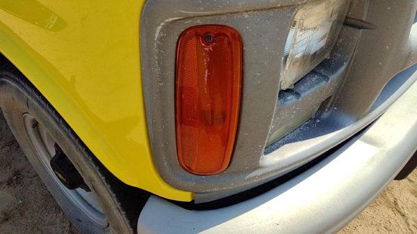 2002 Chevy Express 3500 Fog/mark/park/turn Light/lamp RH Van 2500 — photo 3