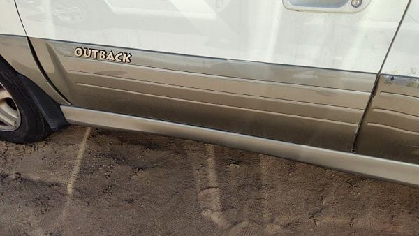 2000-2004 Legacy Outback Driver Left Front Moulding From Door Oem Trim Strip — photo 3