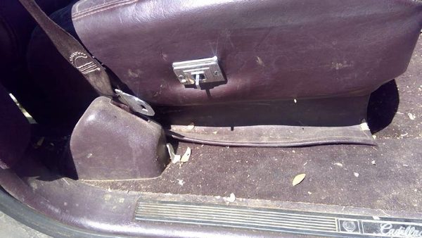 1993 Cadillac Fleetwood Passenger Right Power Seat Track With Motors Only Oem — photo 2