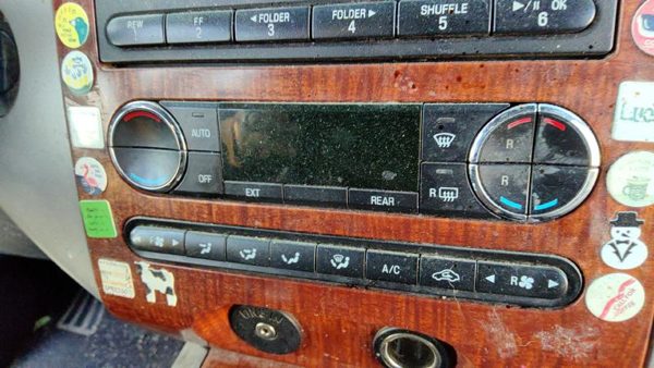 2007-2013 Ford Expedition Temperature Control Module In Dash Heater Ac Head Unit — photo 3