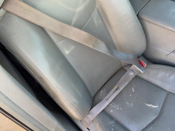 04-06 Srx Passenger Right Front Seat Belt Retractor Oem Shoulder Gray 132 — photo 1