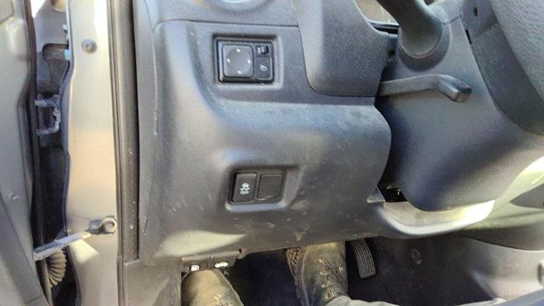 15-19 Nissan Versa Lower Dash Under Column Knee Bolster Trim Panel Charcoal G — photo 2