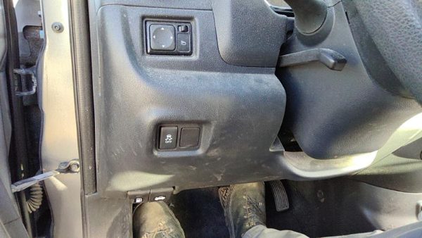15-19 Nissan Versa Lower Dash Under Column Knee Bolster Trim Panel Charcoal G — photo 1