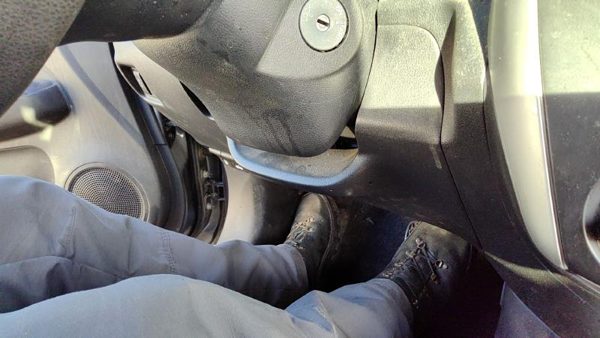 15-19 Nissan Versa Lower Dash Under Column Knee Bolster Trim Panel Charcoal G — photo 6
