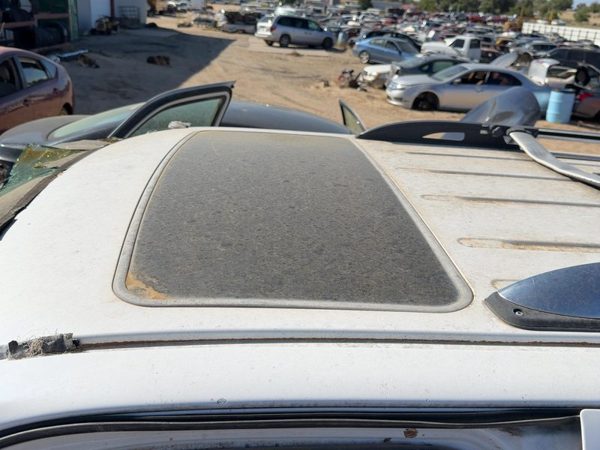 1998 Lincoln Navigator Roof Glass (glass Only) — photo 2