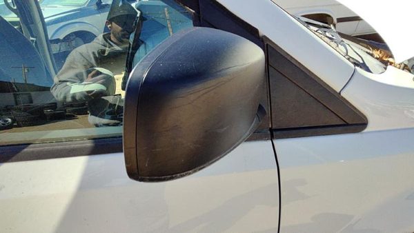 2008-2010 Dodge Grand Caravan Passenger Right Manual Side Mirror Door Mounted — photo 4