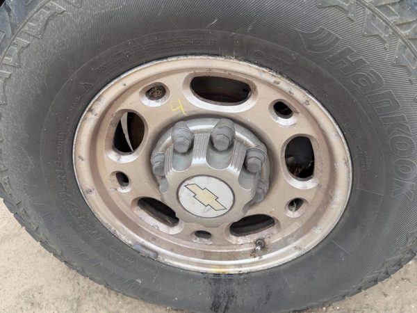 1996-2002 Chevy Express Van 2500 16" Aluminum Wheel Oem Factory 8 Lug Rim Oem #4 — photo 3