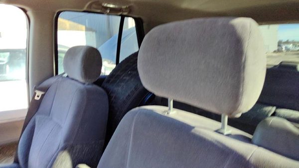 2002-2003 Chevy Trail Blazer Driver Left Front Arm Rest Side Seat Oem Gray 95D — photo 3