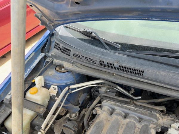 2007-2012 Nissan Sentra Windshield Wiper Cowl Vent Trim Panel Oem Cover — photo 7