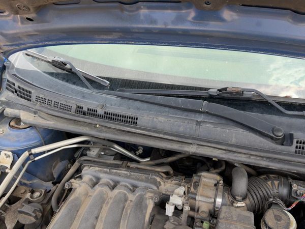 2007-2012 Nissan Sentra Windshield Wiper Cowl Vent Trim Panel Oem Cover — photo 6