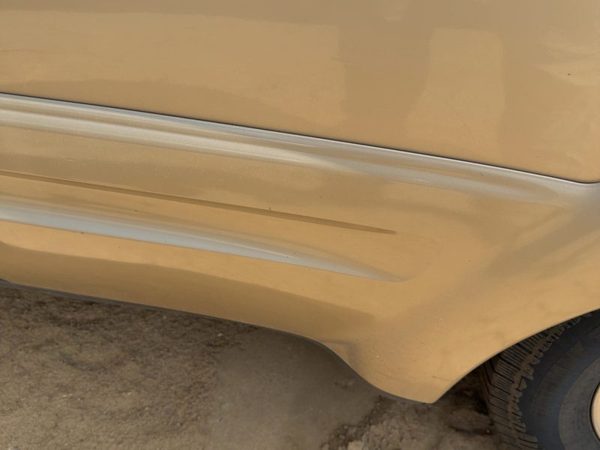 04-07 Rainier Driver Left Rear Moulding From Door Back Trim Strip Cashmere 15U — photo 5