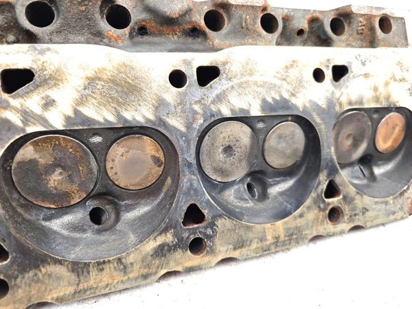 1978-1983 Ford F100 Cylinder Head 5.0L 302 V8 Oem — photo 14