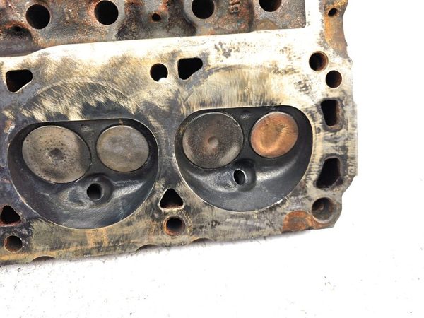 1978-1983 Ford F100 Cylinder Head 5.0L 302 V8 Oem — photo 15