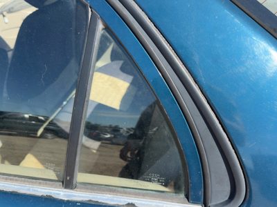 1998-2002 Toyota Corolla Driver Left Rear Vent Window Glass OEM 68124-02040