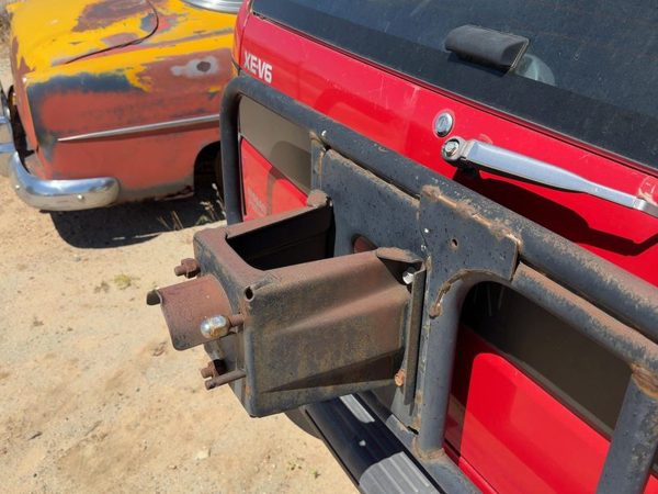 90-95 Nissan Pathfinder Spare Tire Carrier Mount Complete Assembly OEM — photo 6