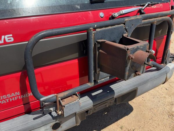 90-95 Nissan Pathfinder Spare Tire Carrier Mount Complete Assembly OEM — photo 7