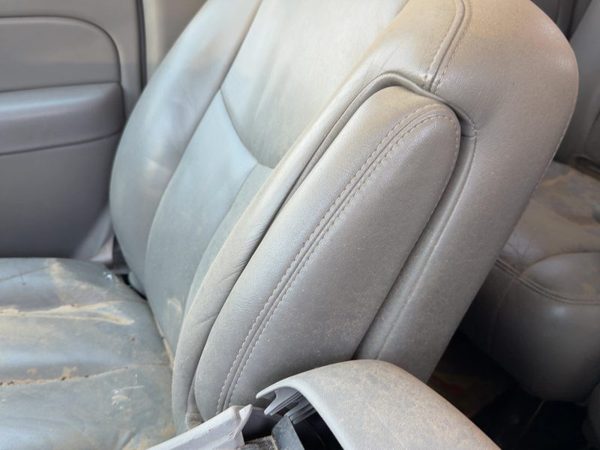 03-06 Chevy Suburban 1500 Passenger Right Front Arm Rest Side Seat Oem Gray 92I — photo 3