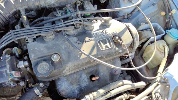 1988-1991 Honda Civic Valve Cover Oem 1.5L Sedan — photo 5