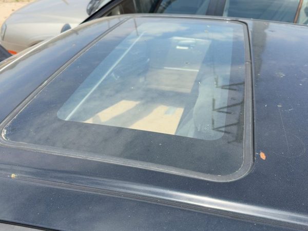 1998-1999 Nissan Maxima Sun Roof Glass Oem Top Window 912103L010 — photo 4