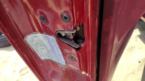 1989-1990 Ford Bronco 2 Driver Left Front Door Latch With Rods/Cables Oem — photo 1
