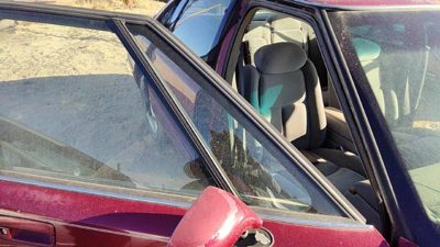 1992-1999 Olds 88 Passenger Right Front Vent Window Small Door Glass With Frame