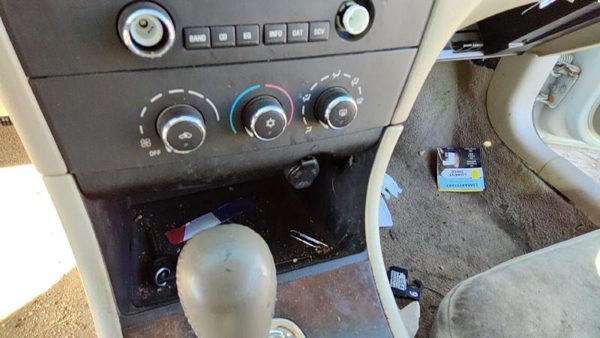 05-09 Buick Lacrosse Temperature Control Module In Dash Heater Ac Head Unit Oem — photo 1