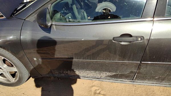 2007 Pontiac G6 Front Door LH Granite 59U — photo 2