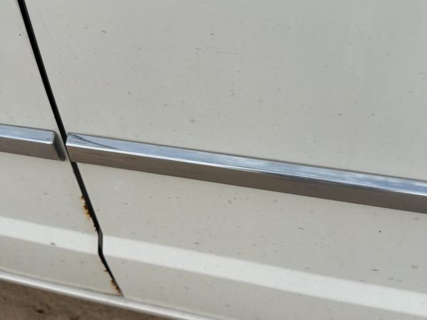 2008-2016 Town & Country Driver Left Rear Moulding From Door Oem Back Trim Strip — photo 3