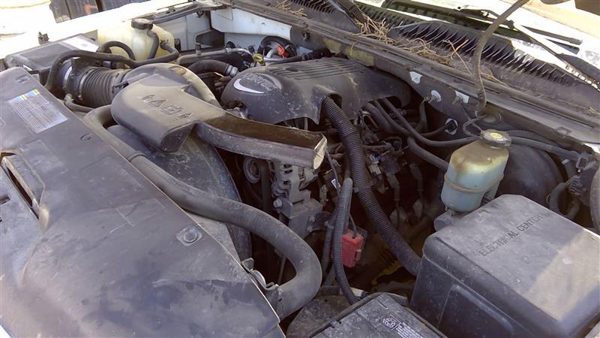 2002 Suburban 1500 — vehicle photo 2