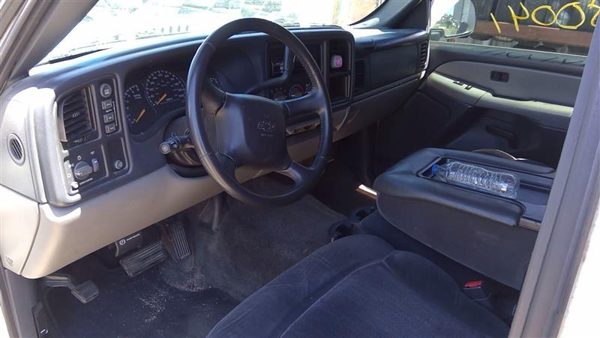 2002 Suburban 1500 — vehicle photo 5