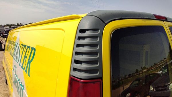 1996-2002 Express Van 2500 Driver Left Rear Upper Moulding On Quarter Panel Oem — photo 3