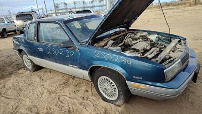 1989 Olds Calais Vehicle Unit Complt. Blue Blue