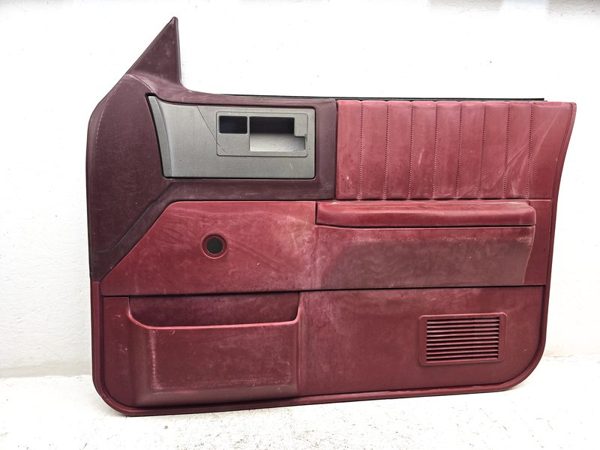 1990 Chevy S10 Pickup Passenger Right Front Door Trim Panel Red — photo 1