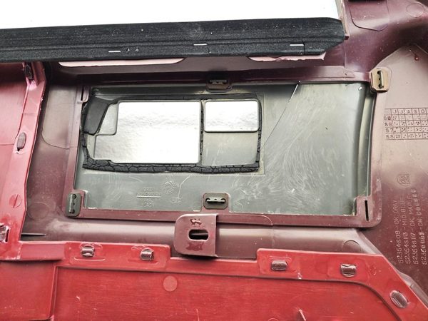 1990 Chevy S10 Pickup Passenger Right Front Door Trim Panel Red — photo 22