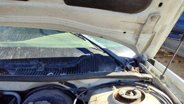 1997-2005 Buick Century Driver Left Windshield Wiper Arm Oem Blade Lever — photo 1