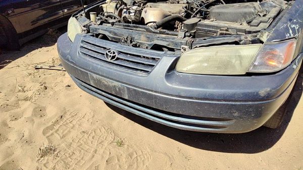 1997-1999 Toyota Camry Front Bumper Cover Assembly Oem Blue 8L3 52119Aa901 — photo 4