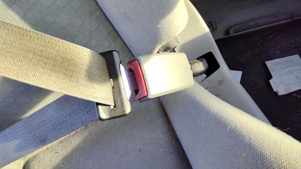 2005-2007 Ford Freestar Passenger Right Front Seat Belt Buckle Receiver Oem Gray — photo 4