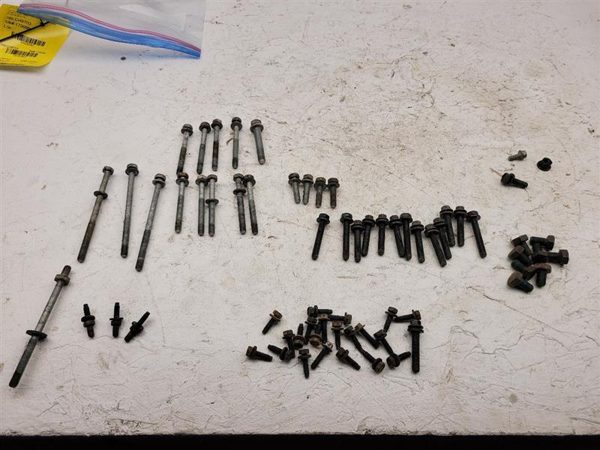 03-03 Ram 2500 Engine Bolt Miscellaneous Set Kit Hardware Fasteners 5.7L Hemi — photo 1