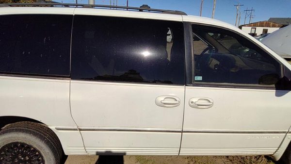 1998 Chrysler Town Cntry Rear Door RH Pwp Golden White — photo 1