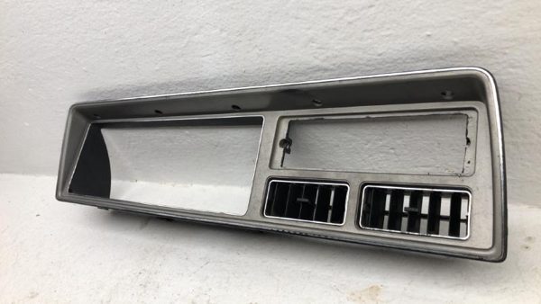 81-86 Isuzu Pup Pickup Trim Bezel Around Speedometer Dash Surround Panel Brown — photo 6