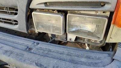 94-04 Isuzu Npr Driver Left Head Light Oem Front Lamp With Mount Bracket Panel