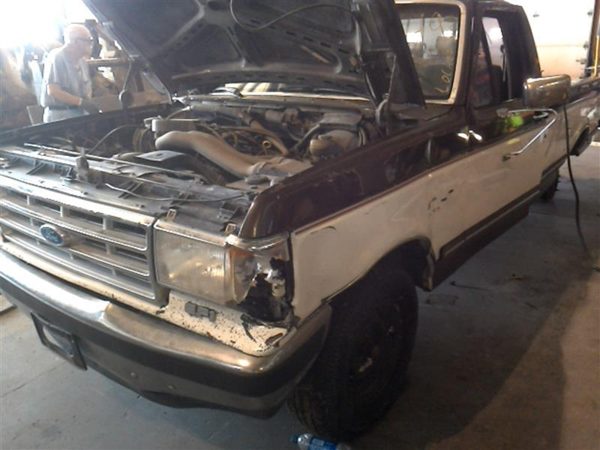 1988 Ford Pickup F150 — vehicle photo 3