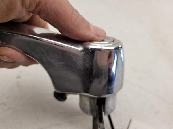 1964 Ctc10 Outside Door Handle RH Chevy Pickup Passenger Right Chrome OEM — photo 4
