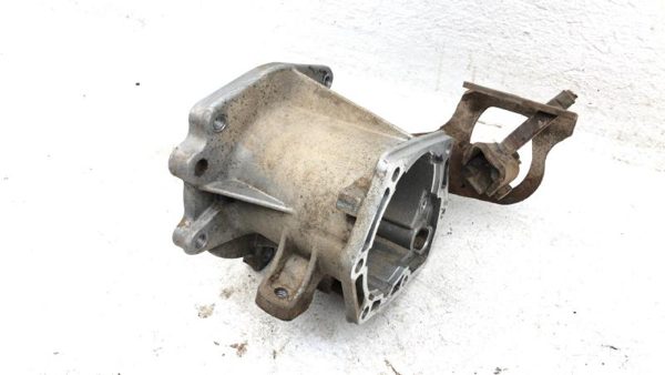 1986 Ford Bronco Ii Transfer Case Adapter Oem A4ld To 1350 — photo 1
