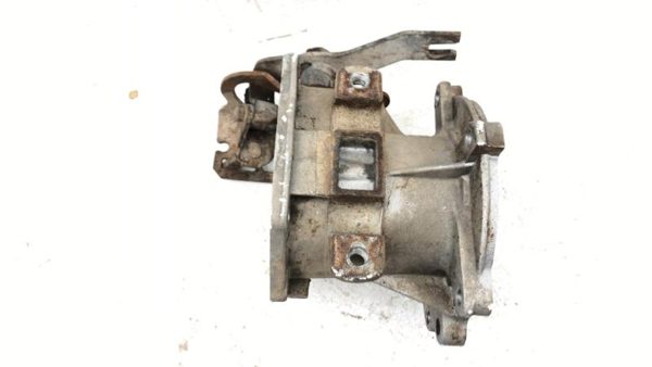 1986 Ford Bronco Ii Transfer Case Adapter Oem A4ld To 1350 — photo 8