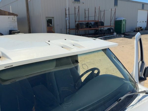 1996 Ford Ranger SuperCab Outside Front Windshield Visor OEM Exterior Roof Mount — photo 3