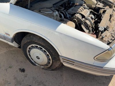 1992-1998 Olds Eighty Eight Passenger Right Front Fender Oem White 25663638
