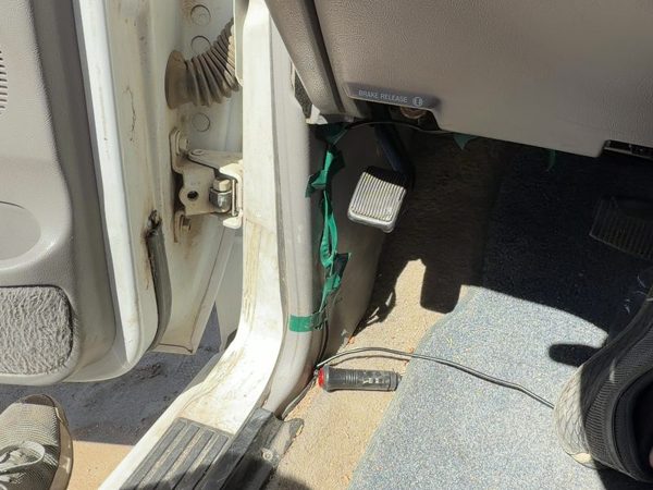 1994-2003 Ford Ranger Driver Left Lower Kick Trim Panel Oem Gray G2 — photo 3